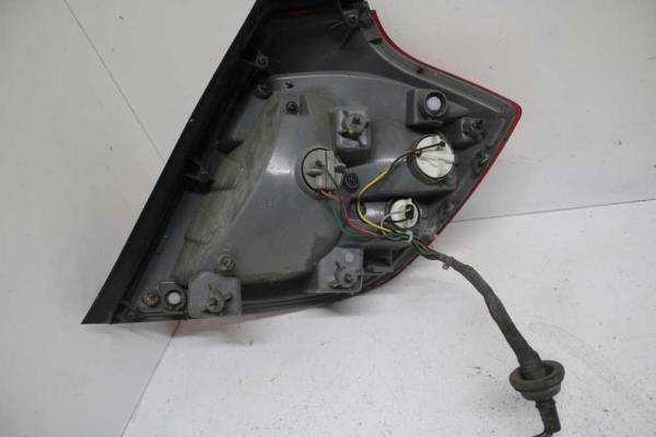 FEU ARRIERE GAUCHE KIA CEED 5-PORTE 2009-2012 - Vue 2